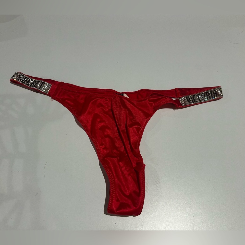 NWT Victorias Secret Very Sexy Shine Strap thong